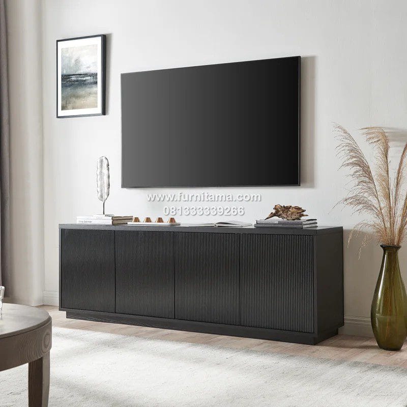 Meja TV Minimalis Fungsional Dengan Banyak Penyimpanan